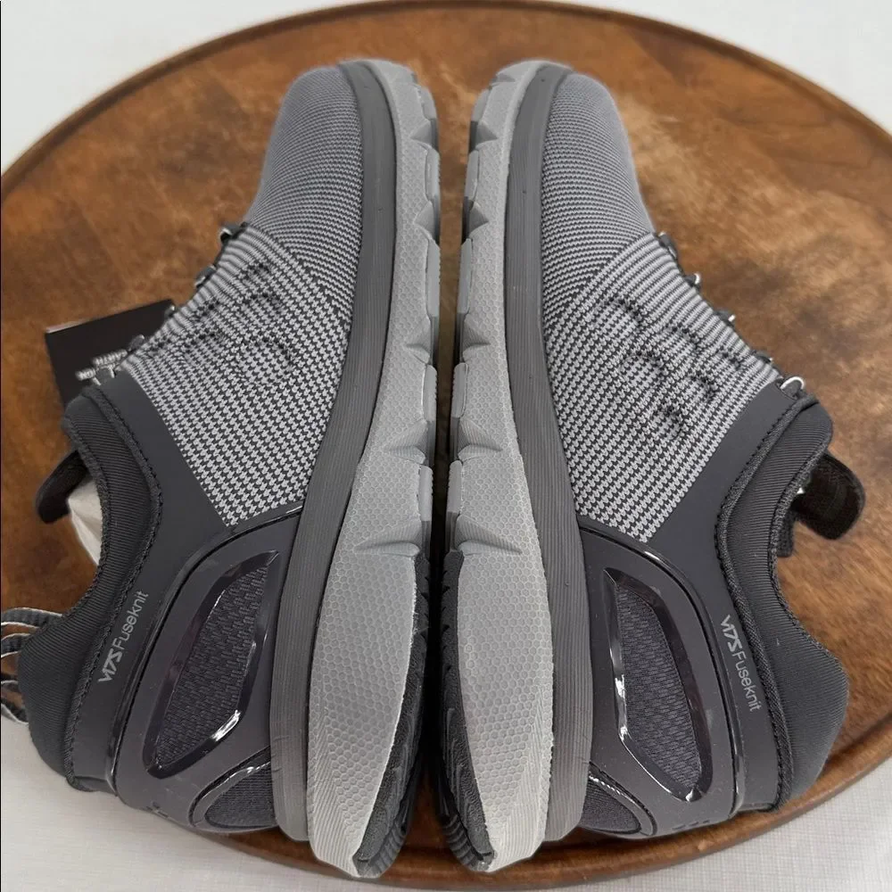 Craft Shoes Wm 7.5 V175 Fuseknit W Gray Black Running Sneakers Vibram NEW